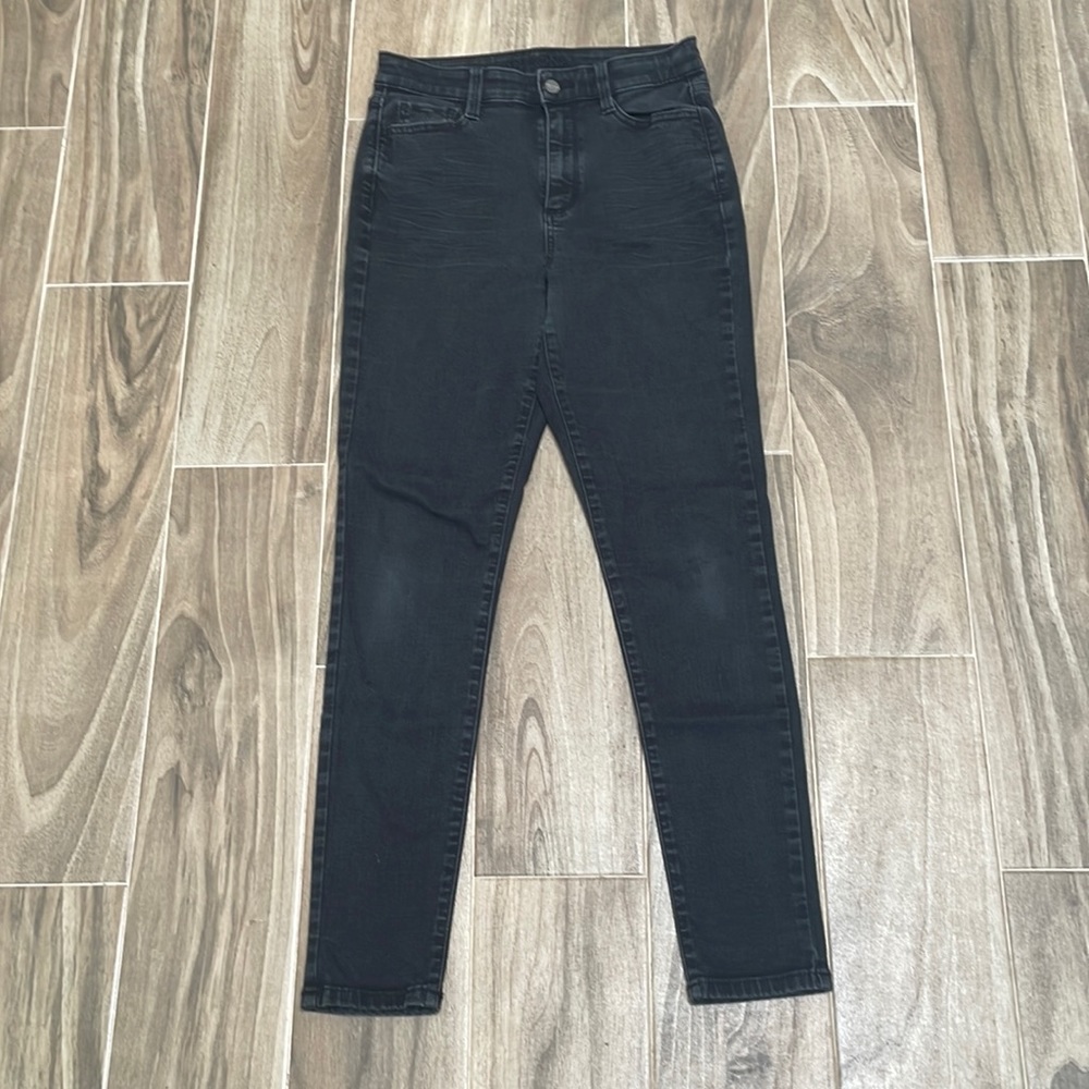 High waisted skinny jeans